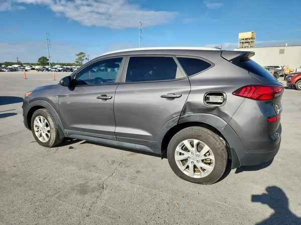 KM8J33A4XLU114028 2020 HYUNDAI TUCSON - Image 2