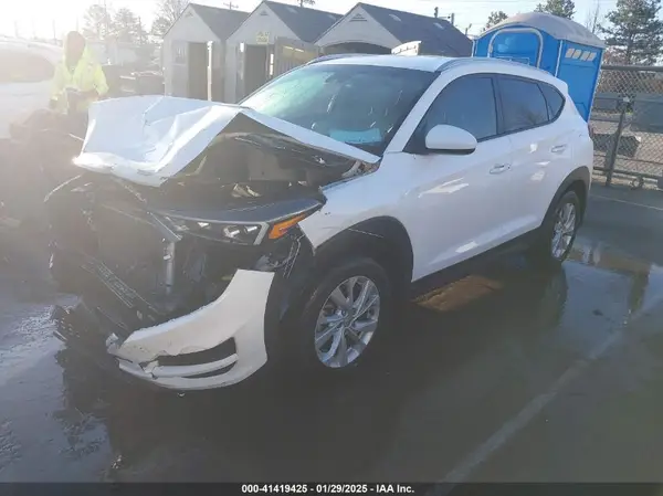 KM8J33A4XLU125840 2020 HYUNDAI TUCSON - Image 2