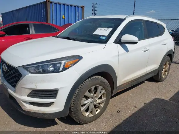 KM8J33A4XLU130147 2020 HYUNDAI TUCSON - Image 2