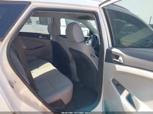 KM8J33A4XLU130147 2020 HYUNDAI TUCSON - Image 8