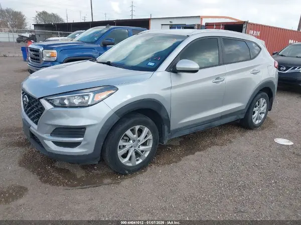 KM8J33A4XLU157185 2020 HYUNDAI TUCSON - Image 2
