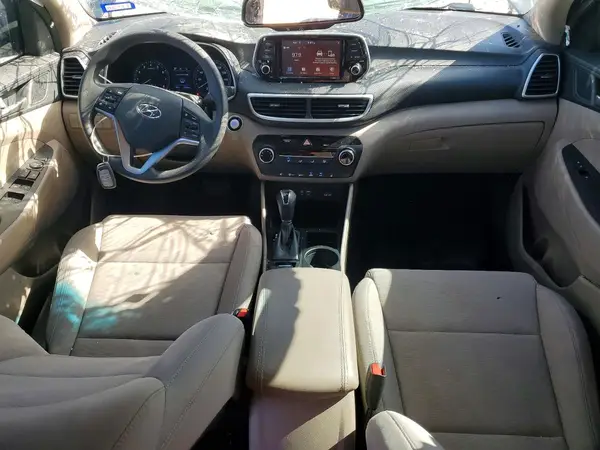 KM8J33A4XLU205901 2020 HYUNDAI TUCSON - Image 8
