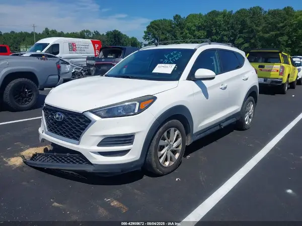 KM8J33A4XLU217160 2020 HYUNDAI TUCSON - Image 2