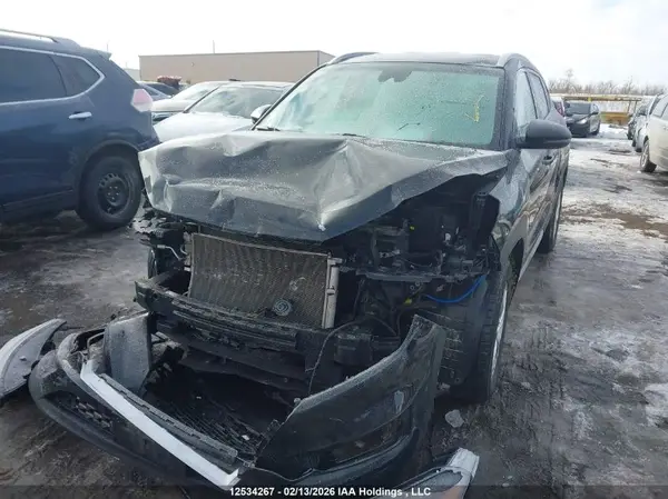 KM8J33A4XLU257285 2020 HYUNDAI TUCSON - Image 2