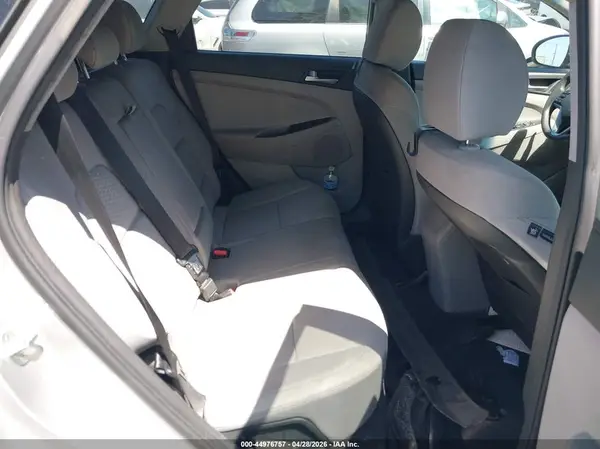 KM8J33A4XLU272644 2020 HYUNDAI TUCSON - Image 8