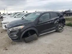 KM8J33AL0JU697472 2018 HYUNDAI TUCSON