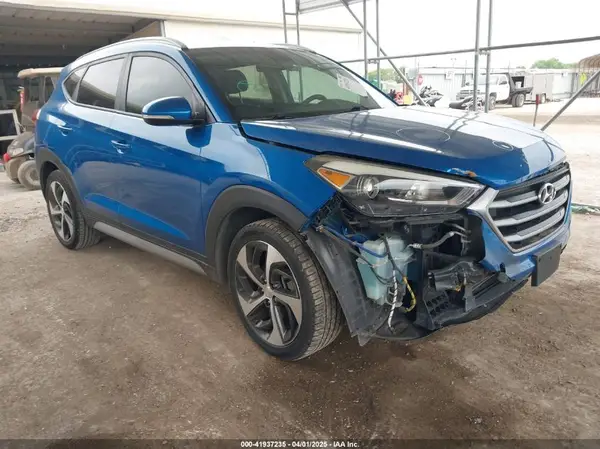 KM8J33AL0JU803368 2018 HYUNDAI TUCSON - Image 1