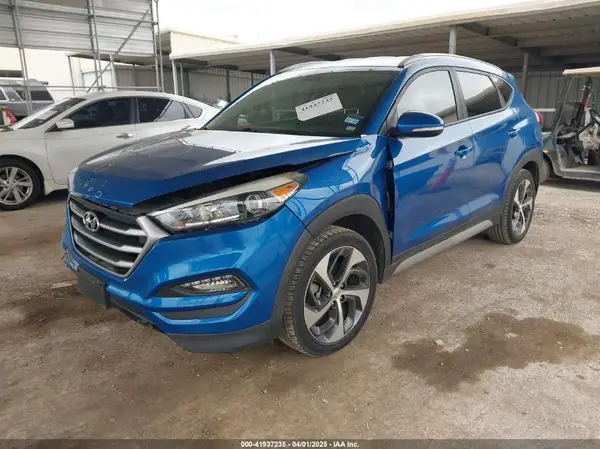 KM8J33AL0JU803368 2018 HYUNDAI TUCSON - Image 2