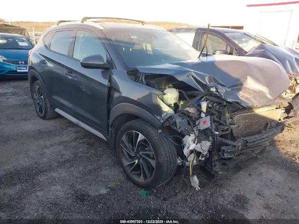 KM8J33AL0KU032301 2019 HYUNDAI TUCSON - Image 1