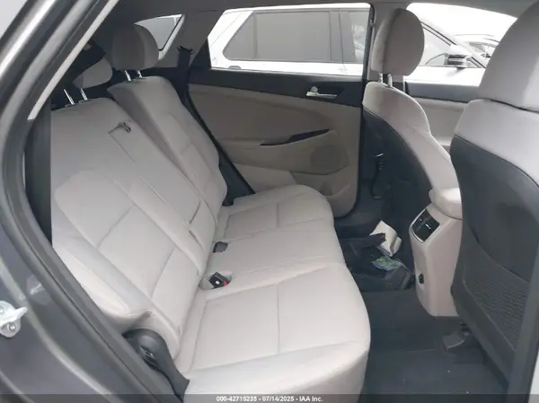 KM8J33AL0KU898709 2019 HYUNDAI TUCSON - Image 8