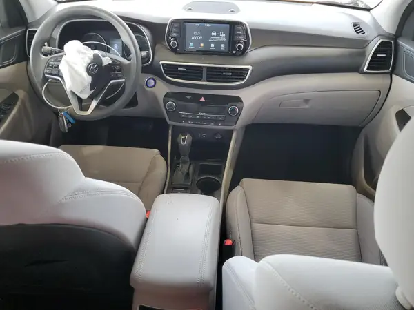 KM8J33AL0KU902001 2019 HYUNDAI TUCSON - Image 8