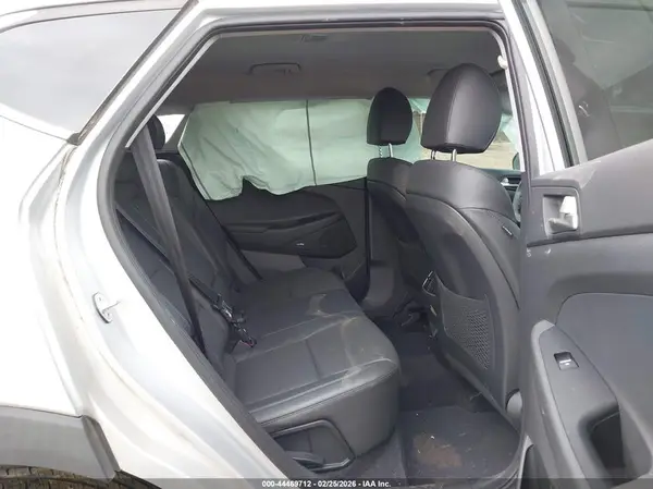 KM8J33AL0KU934995 2019 HYUNDAI TUCSON - Image 8