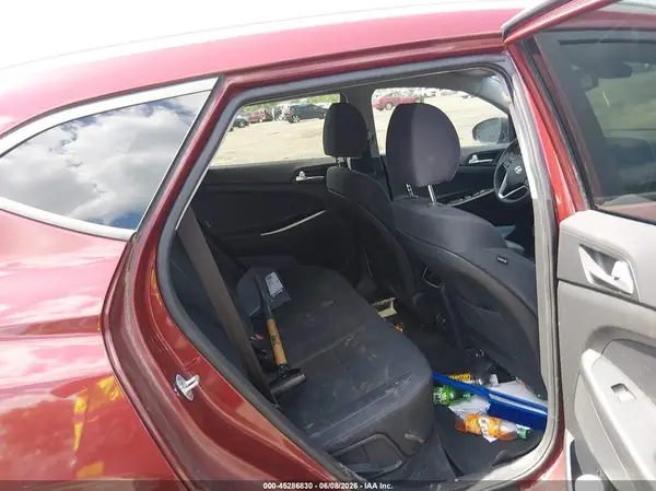 KM8J33AL0KU952476 2019 HYUNDAI TUCSON - Image 8