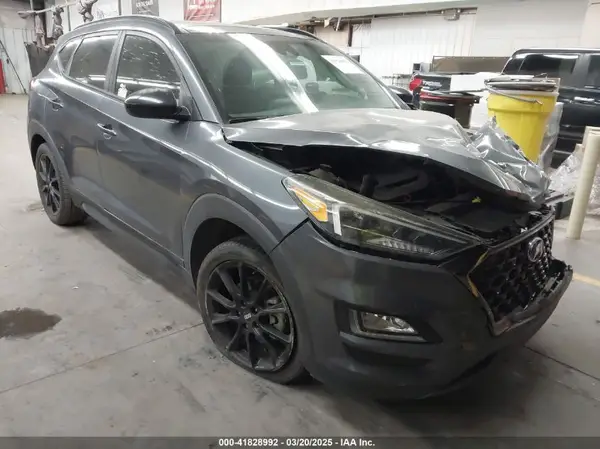 KM8J33AL0KU973425 2019 HYUNDAI TUCSON - Image 1