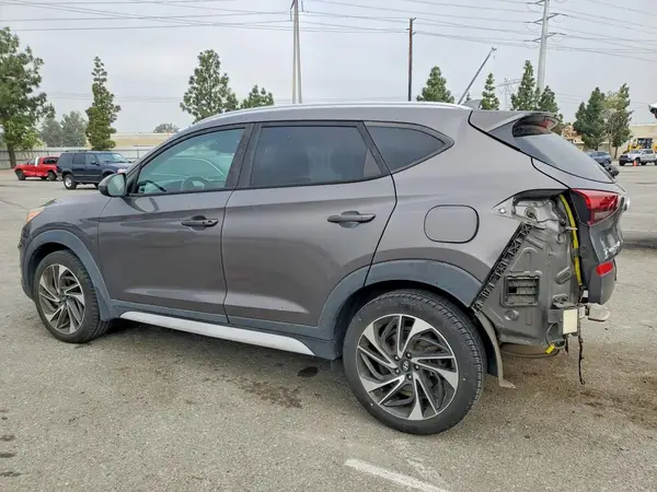 KM8J33AL0LU146879 2020 HYUNDAI TUCSON - Image 2
