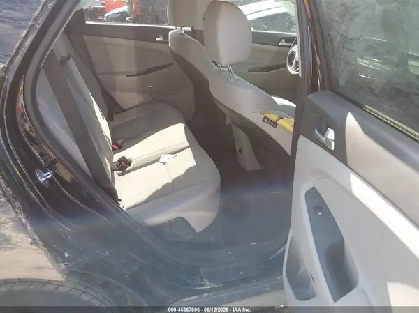KM8J33AL0LU217871 2020 HYUNDAI TUCSON - Image 8