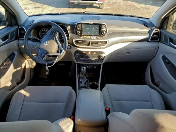 KM8J33AL0MU296735 2021 HYUNDAI TUCSON - Image 8