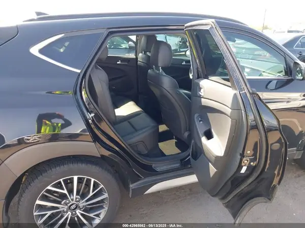 KM8J33AL0MU327143 2021 HYUNDAI TUCSON - Image 8