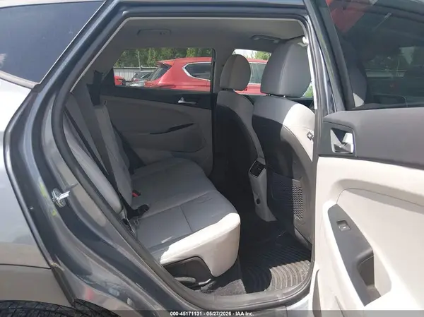 KM8J33AL0MU409115 2021 HYUNDAI TUCSON - Image 8