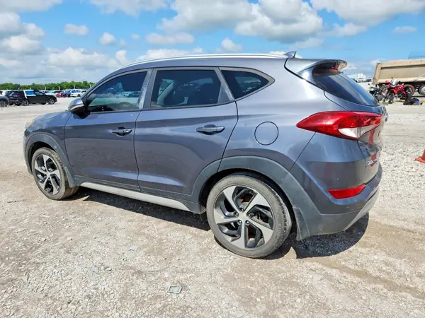KM8J33AL1JU774723 2018 HYUNDAI TUCSON - Image 2