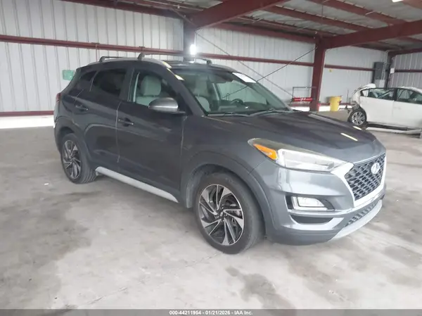 KM8J33AL1KU002871 2019 HYUNDAI TUCSON - Image 1