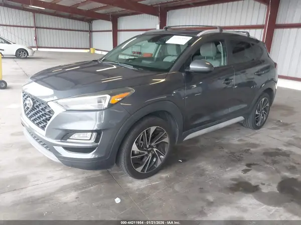 KM8J33AL1KU002871 2019 HYUNDAI TUCSON - Image 2
