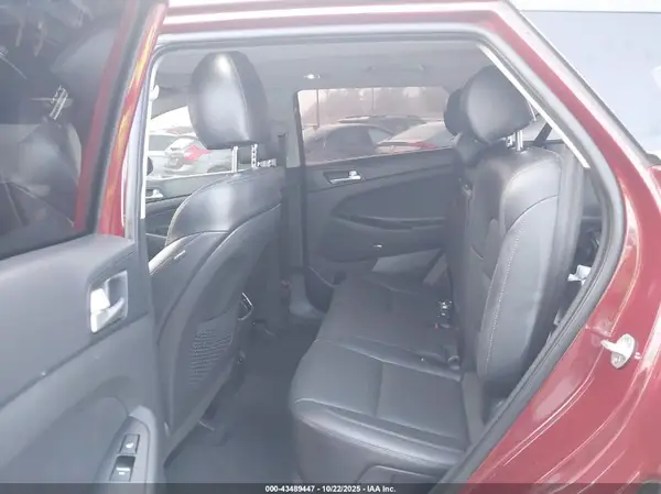 KM8J33AL1KU002997 2019 HYUNDAI TUCSON - Image 8