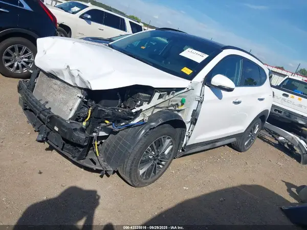 KM8J33AL1KU032646 2019 HYUNDAI TUCSON - Image 2