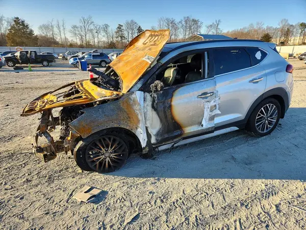 KM8J33AL1KU045414 2019 HYUNDAI TUCSON - Image 1