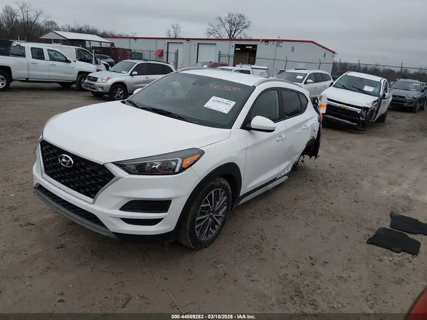 KM8J33AL1KU051357 2019 HYUNDAI TUCSON - Image 2
