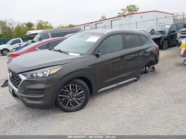 KM8J33AL1KU054372 2019 HYUNDAI TUCSON - Image 2