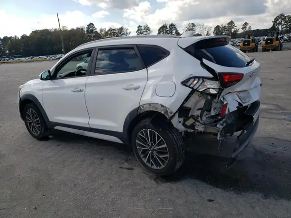 KM8J33AL1KU875536 2019 HYUNDAI TUCSON - Image 2