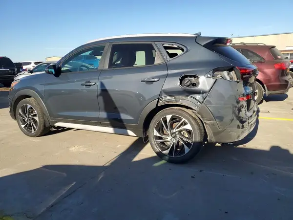 KM8J33AL1KU886441 2019 HYUNDAI TUCSON - Image 2