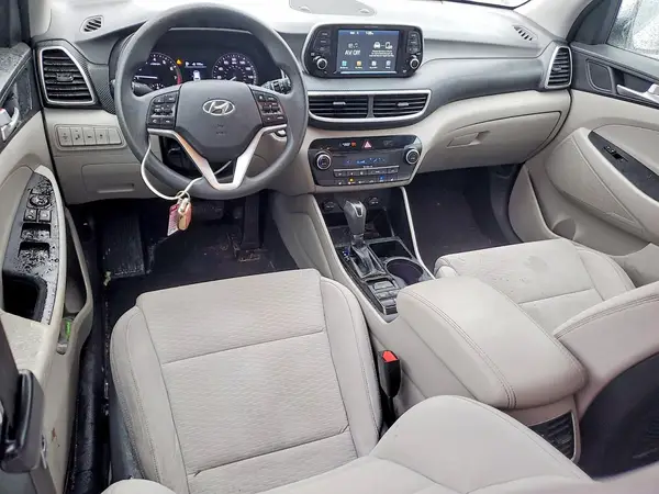 KM8J33AL1KU886925 2019 HYUNDAI TUCSON - Image 8