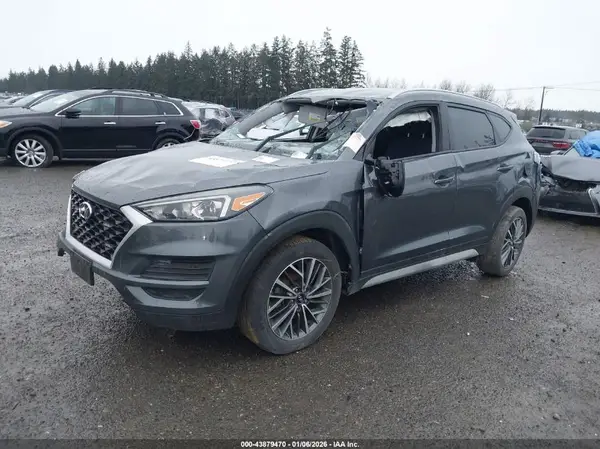 KM8J33AL1KU897536 2019 HYUNDAI TUCSON - Image 2