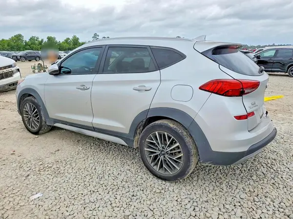 KM8J33AL1KU941650 2019 HYUNDAI TUCSON - Image 2