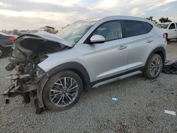 KM8J33AL1KU971120 2019 HYUNDAI TUCSON - Image 1