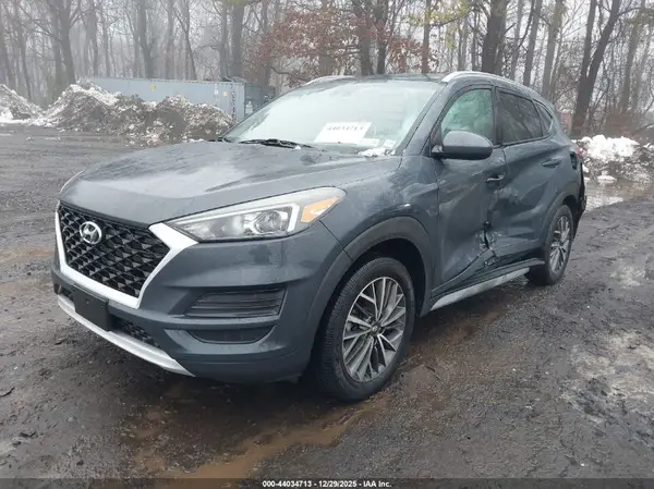 KM8J33AL1KU973837 2019 HYUNDAI TUCSON - Image 2
