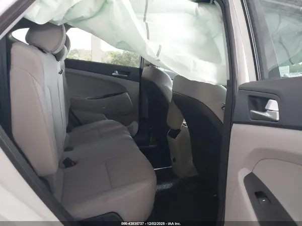 KM8J33AL1LU092704 2020 HYUNDAI TUCSON - Image 8