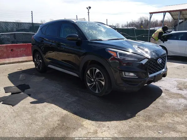 KM8J33AL1LU148611 2020 HYUNDAI TUCSON - Image 1