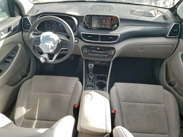 KM8J33AL1LU168549 2020 HYUNDAI TUCSON - Image 8