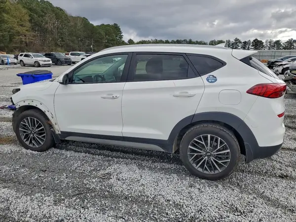 KM8J33AL1MU300212 2021 HYUNDAI TUCSON - Image 2