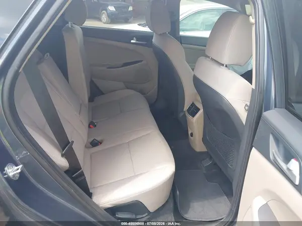 KM8J33AL1MU330570 2021 HYUNDAI TUCSON - Image 8