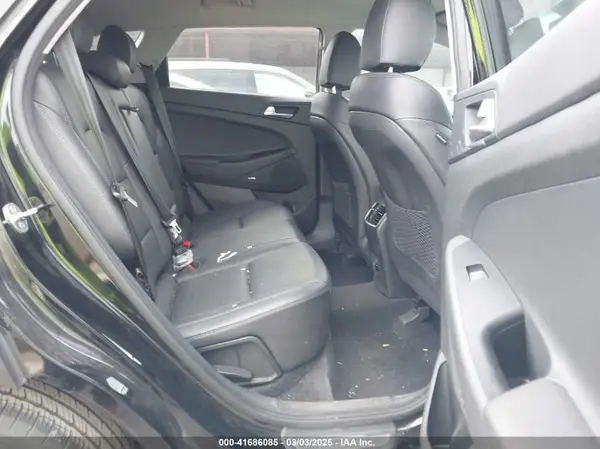 KM8J33AL1MU401248 2021 HYUNDAI TUCSON - Image 8