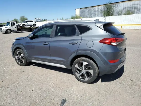 KM8J33AL2JU691804 2018 HYUNDAI TUCSON - Image 2