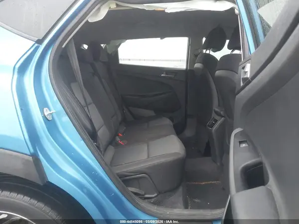 KM8J33AL2JU739141 2018 HYUNDAI TUCSON - Image 8