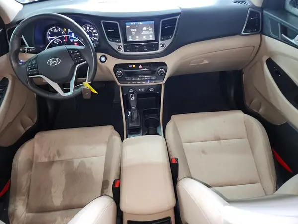 KM8J33AL2JU800889 2018 HYUNDAI TUCSON - Image 8