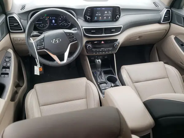 KM8J33AL2KU021767 2019 HYUNDAI TUCSON - Image 8