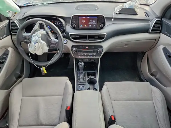 KM8J33AL2KU056650 2019 HYUNDAI TUCSON - Image 8