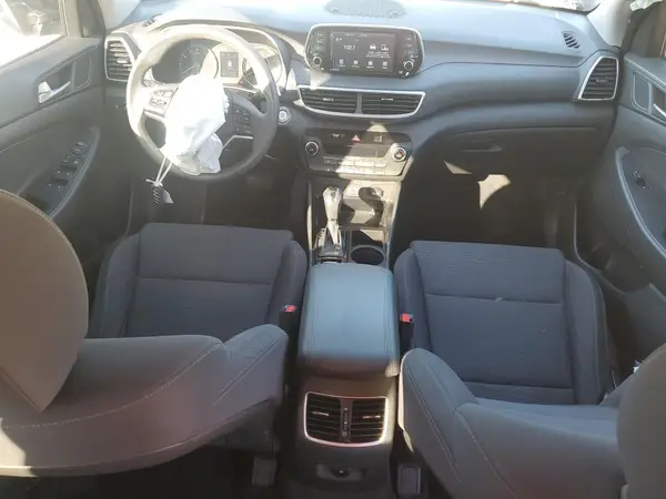 KM8J33AL2KU876260 2019 HYUNDAI TUCSON - Image 8
